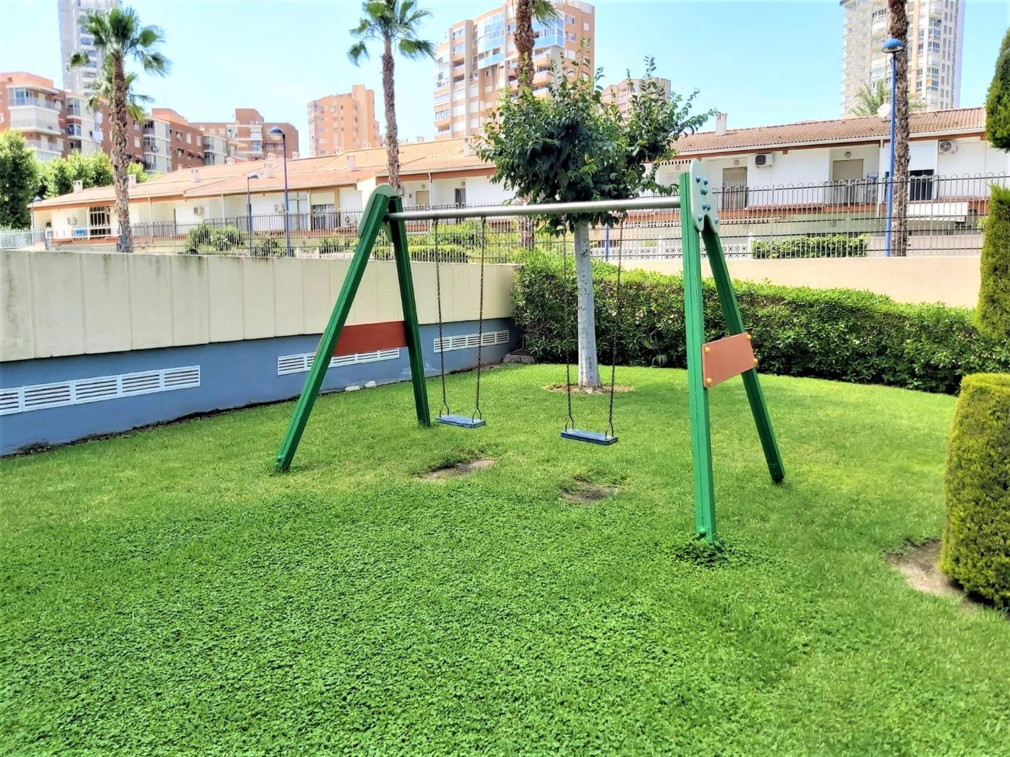 Gemelos 22-1-23 Benidorm Buitenkant foto